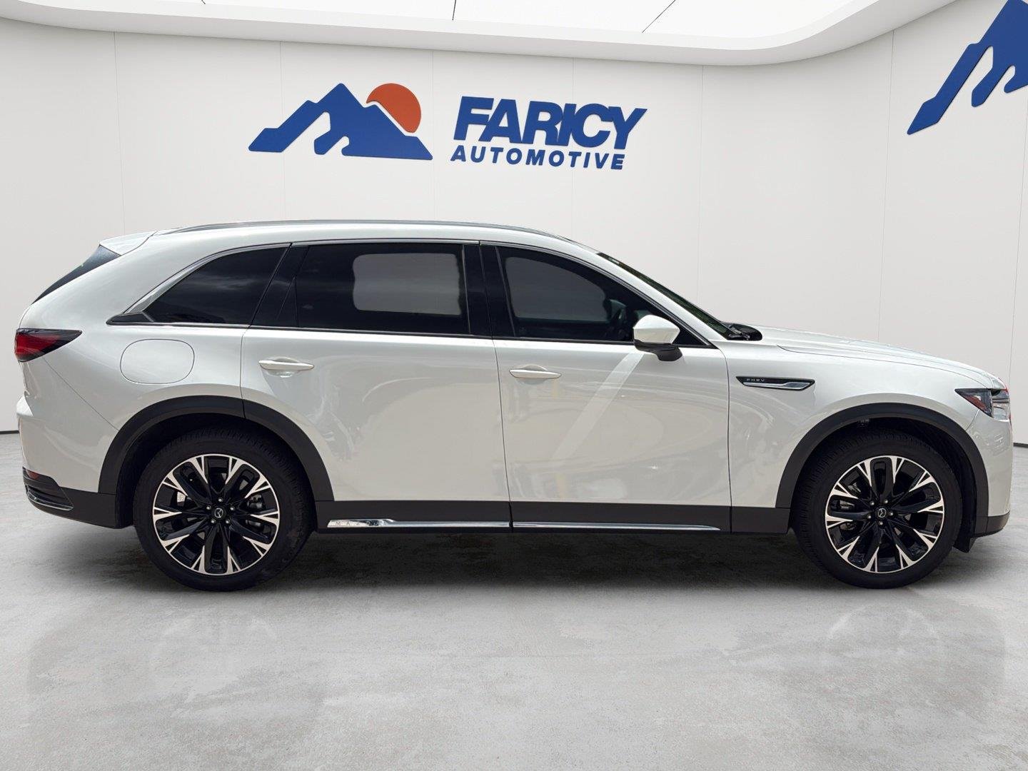 Used 2024 Rhodium White Premium Mazda Premium Plus image 5