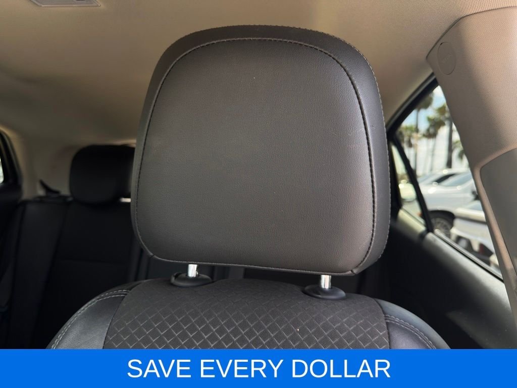 Used 2017 White Buick Preferred image 9
