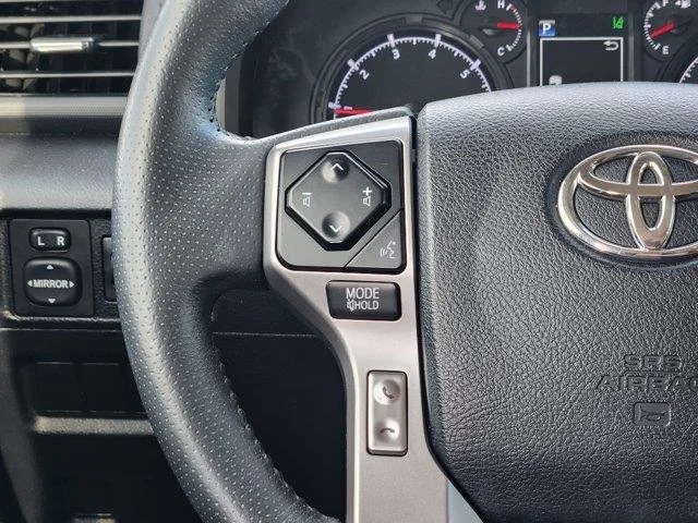 Used 2022 Gray Toyota SR5 4x2 image 26