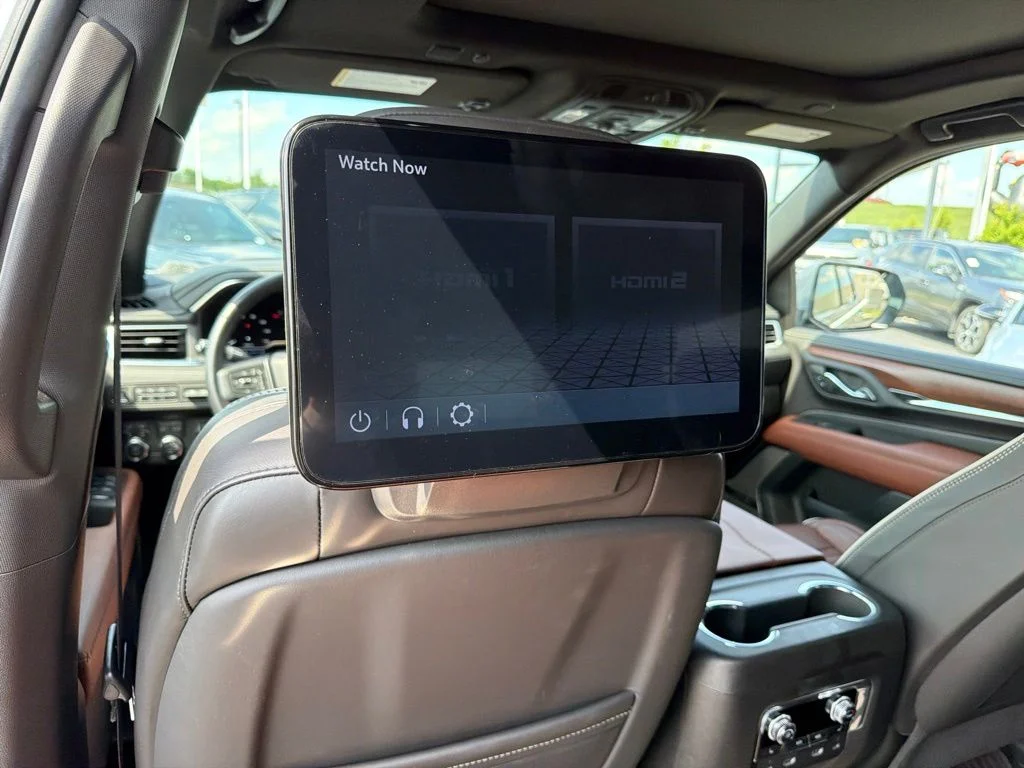 2023 GMC Yukon Denali Ultimate - Photo 14