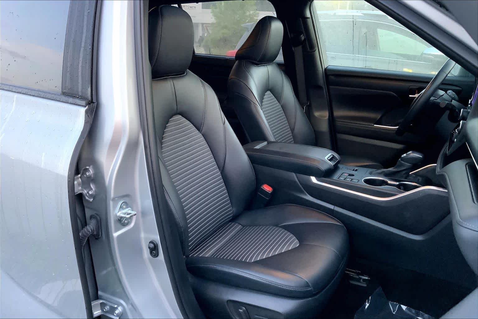 2024 Toyota Highlander XSE - Photo 9