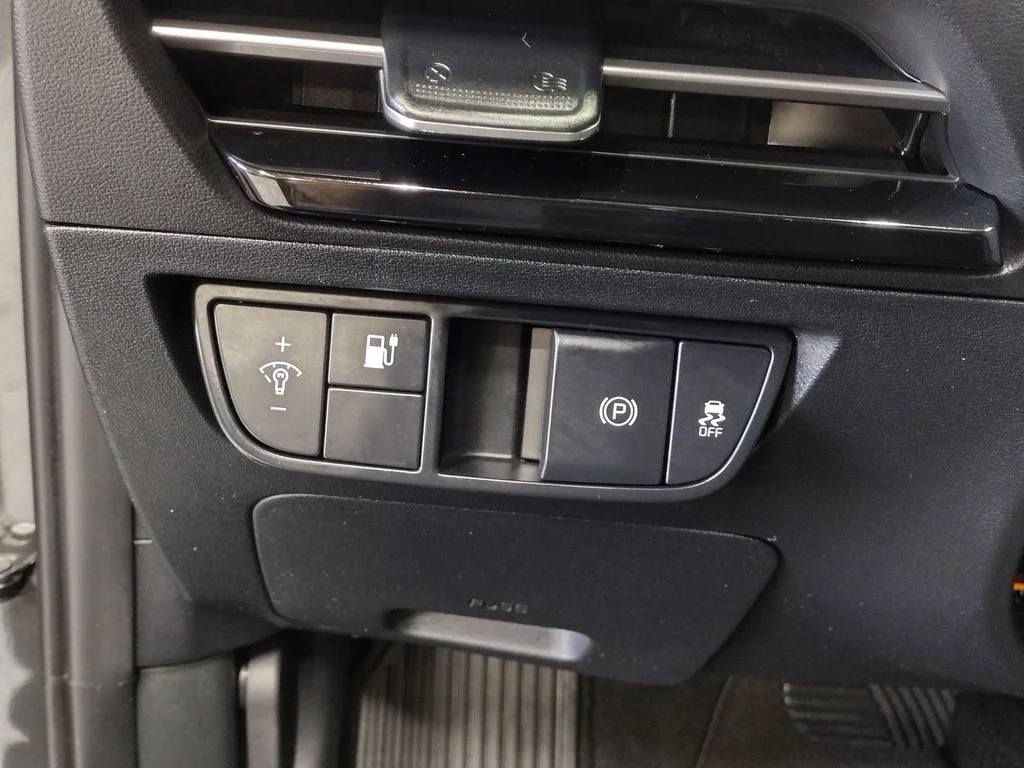 Used 2024 Gray Kia Light image 26