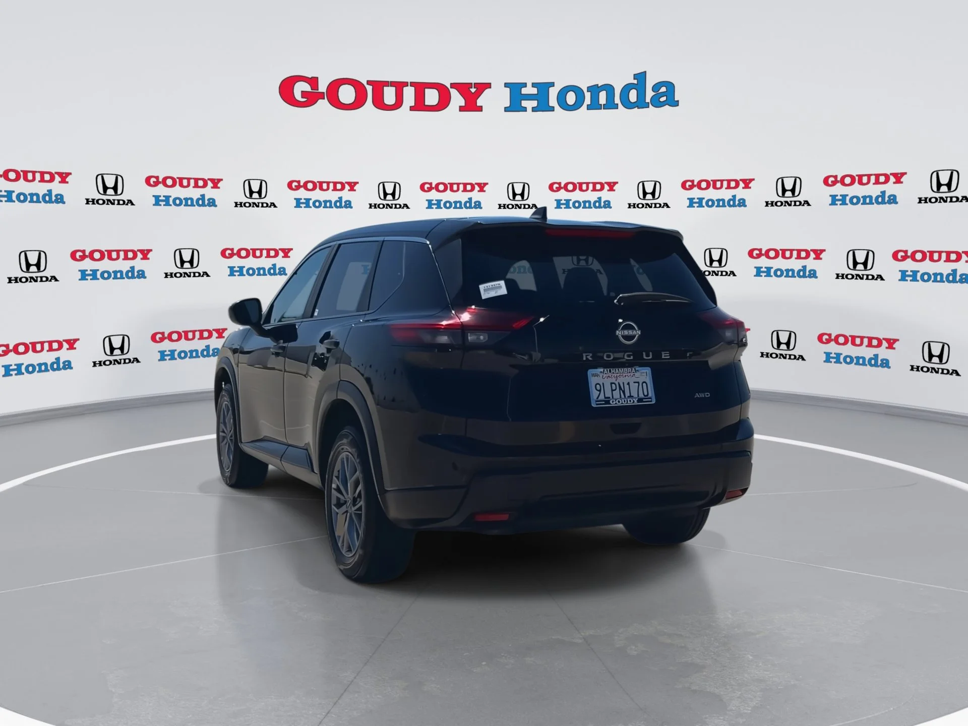Used 2024 Super Black Nissan S image 7