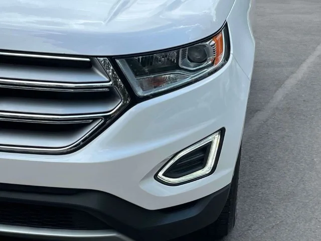 Used 2015 White Platinum Clearcoat Metallic Ford SEL image 9