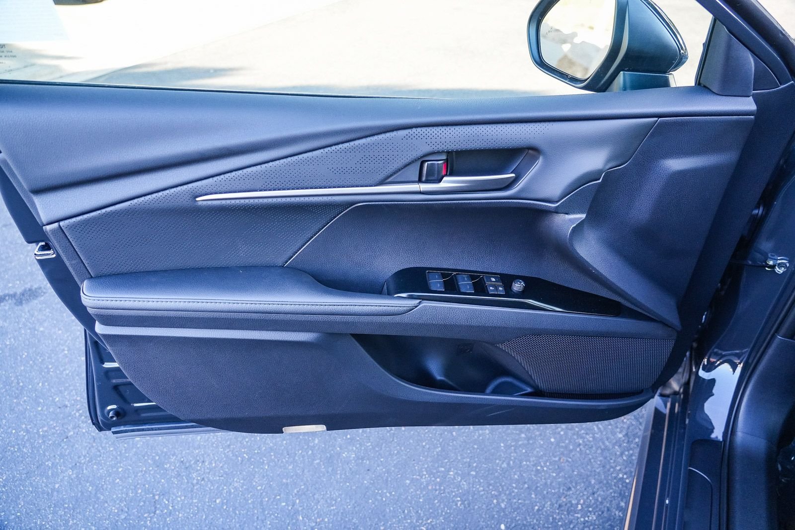 2026 Toyota Camry XSE - Photo 20