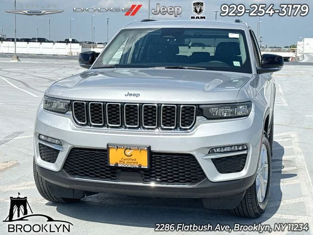 2023 Jeep Grand Cherokee Limited 4x4's photo