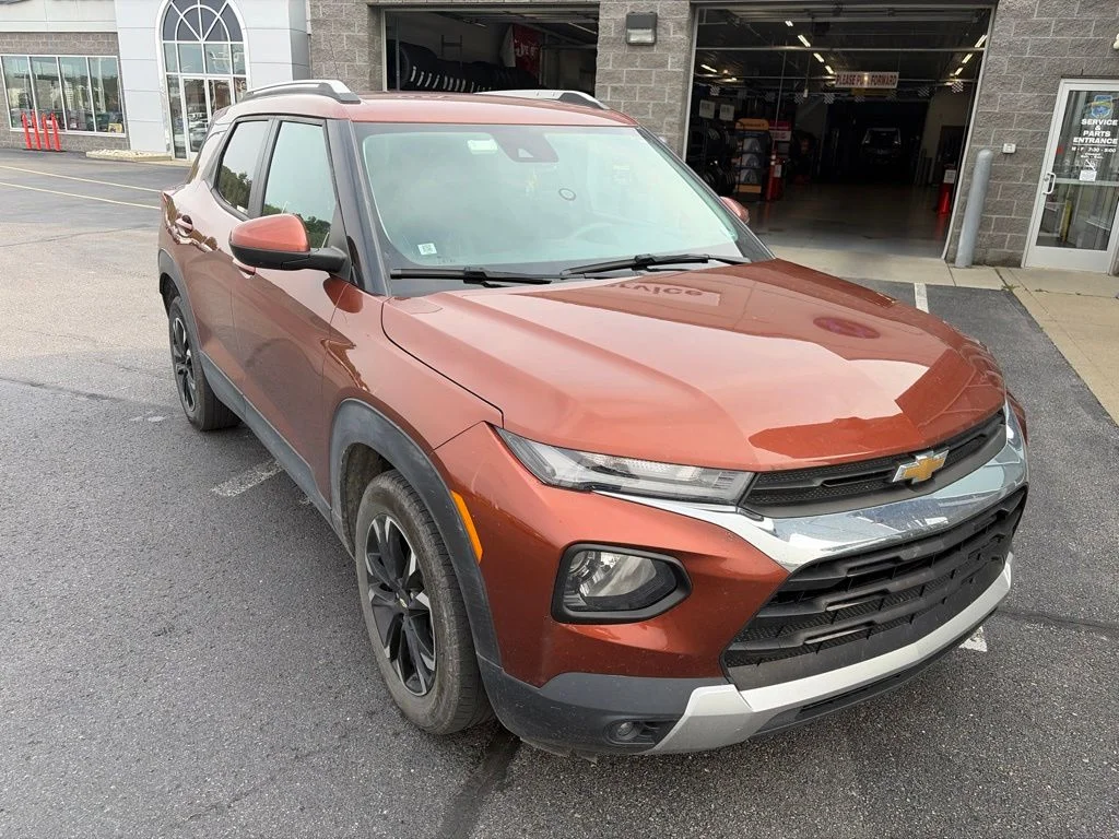 Used 2021 Orange Chevrolet LT image 2