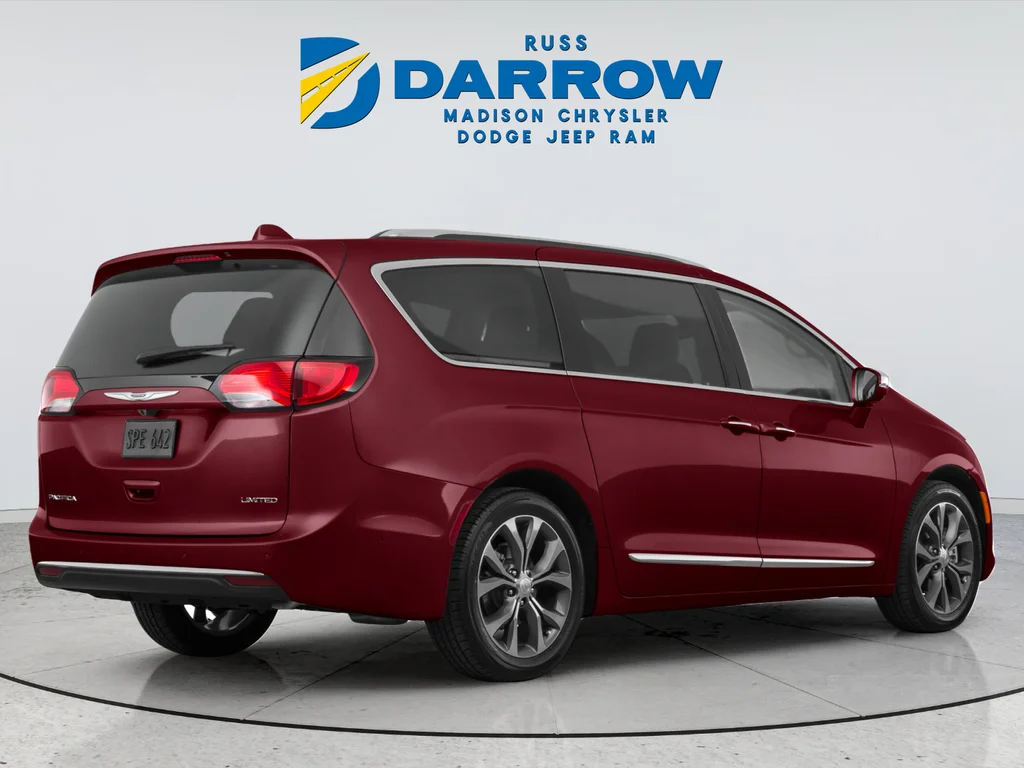 Used 2018 Red Chrysler Touring Plus image 3