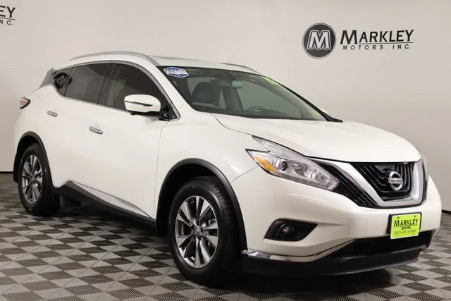 2017 Nissan Murano SL AWD's photo