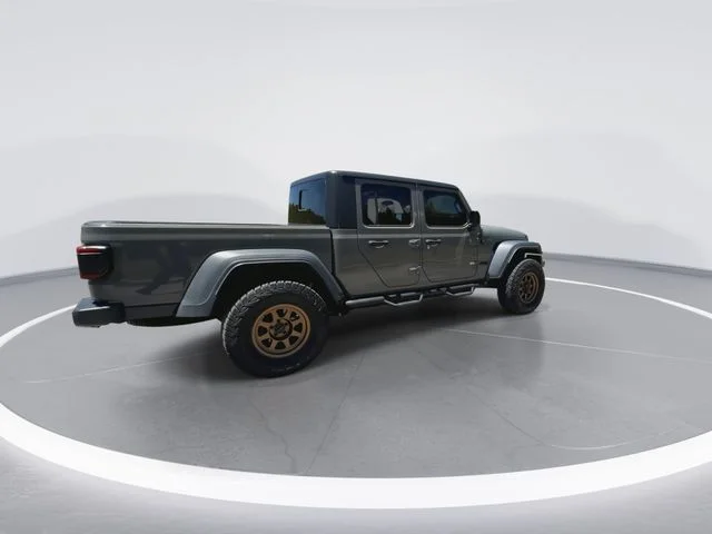 Used 2020 Gray Jeep Sport image 11