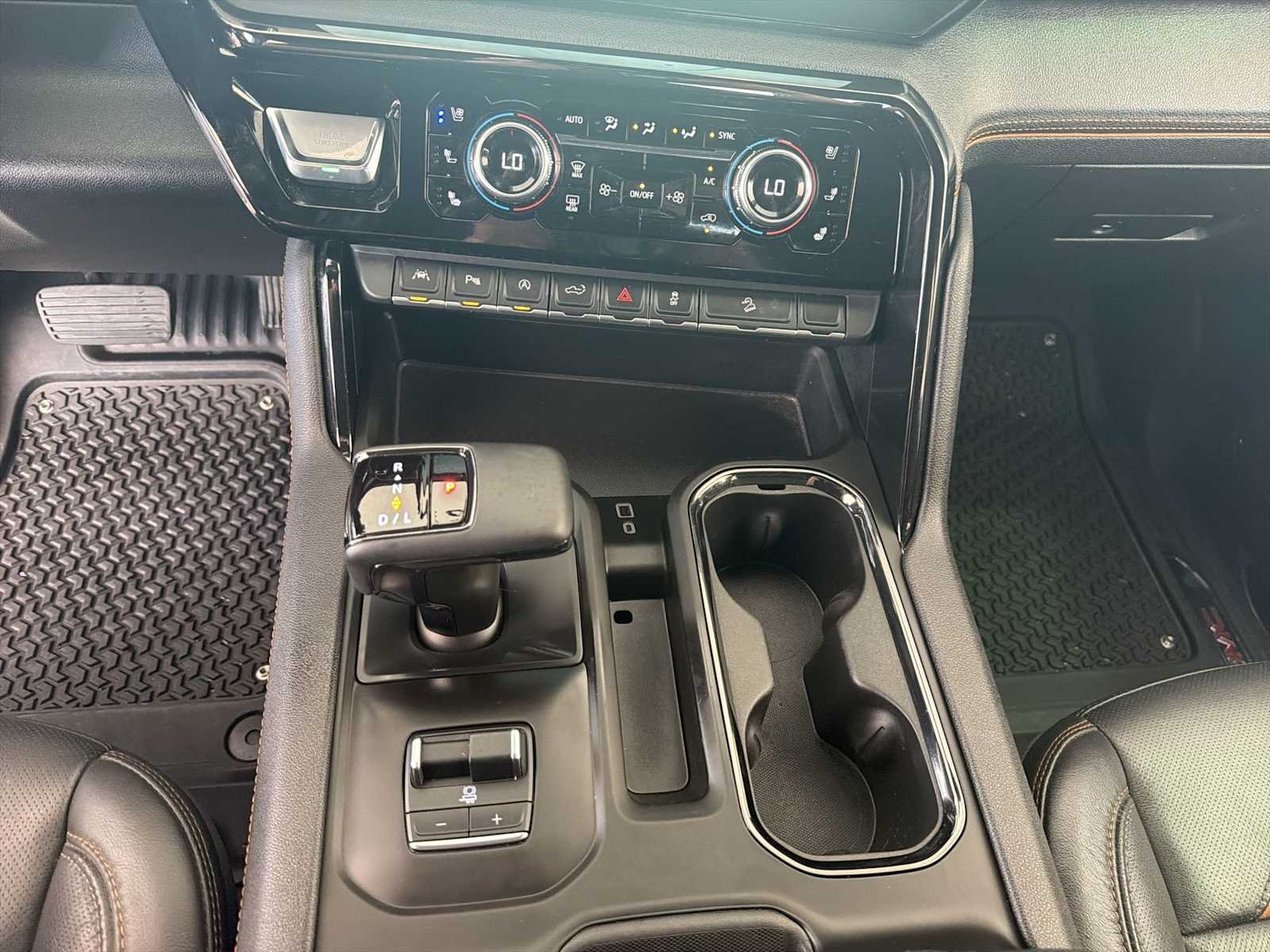 Used 2025 Summit White GMC AT4 image 35