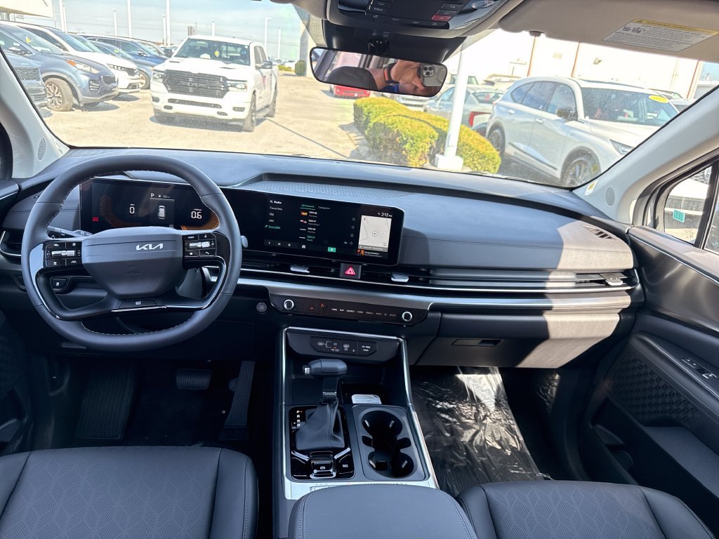 New 2027 Silver Kia EX image 16
