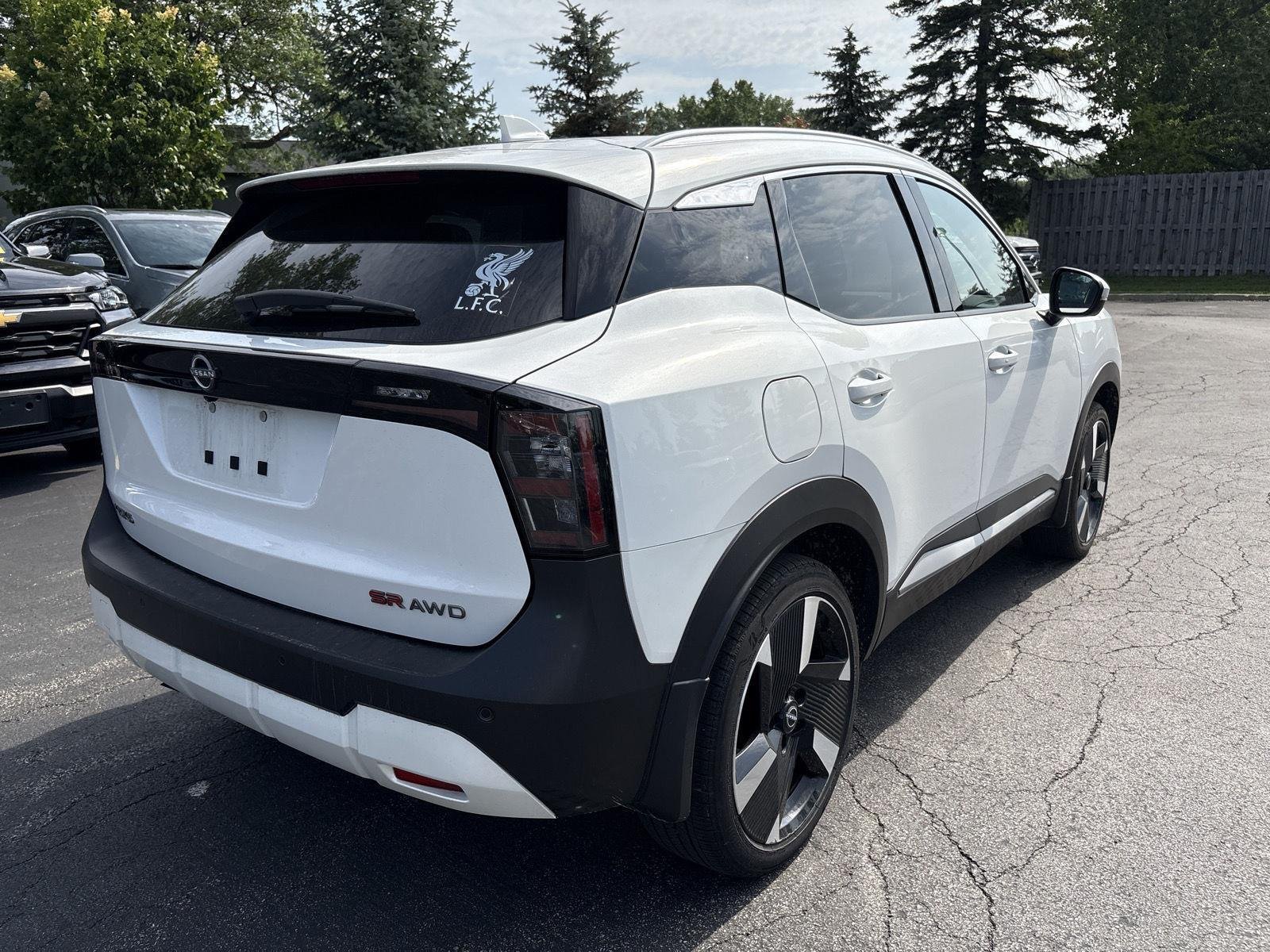 Used 2025 Aspen White Tricoat Nissan SR image 19