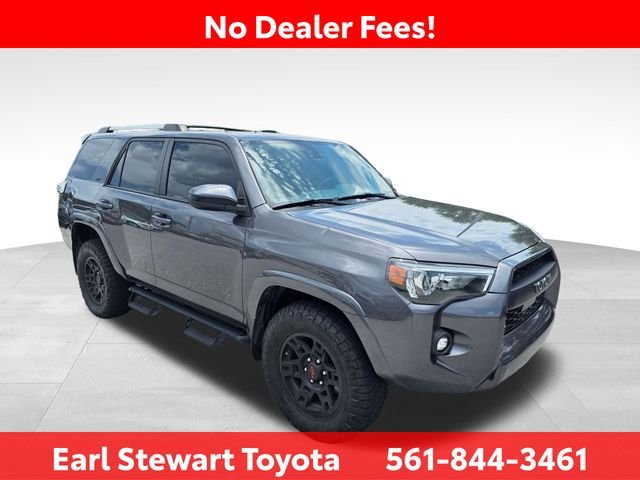 Used 2021 Gray Toyota SR5 image 2
