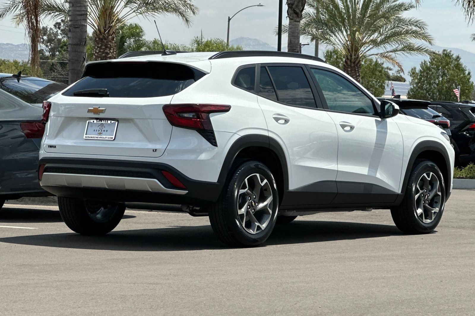New 2026 Summit White Chevrolet LT image 4
