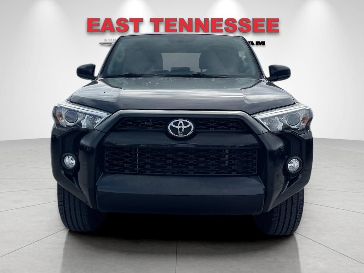 Used 2019 Black Toyota SR5 image 9
