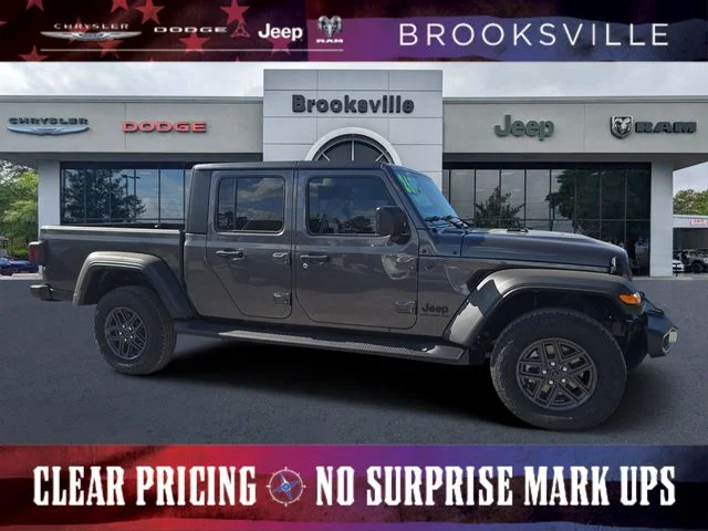 2026 Jeep Gladiator Sport Auto's photo