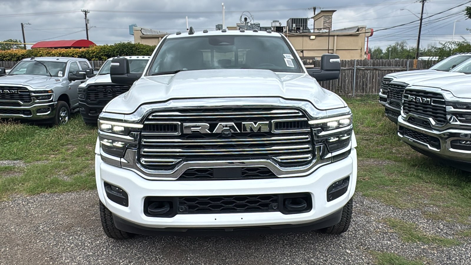 New 2026 Bright White Clear-Coat Exterior Paint RAM Big Horn image 2