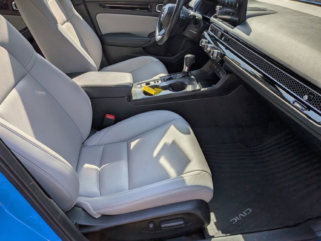 Used 2025  Honda Sport Touring image 33