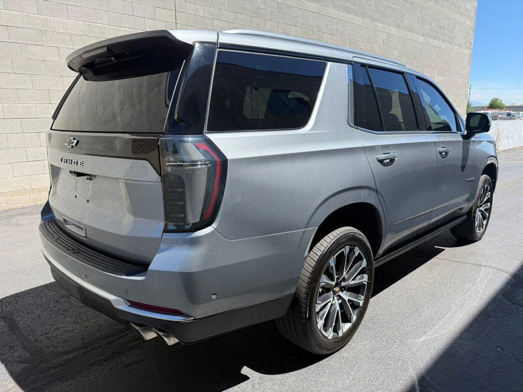 Used 2025 Sterling Grey Metallic Chevrolet HIGH COUNTRY image 7
