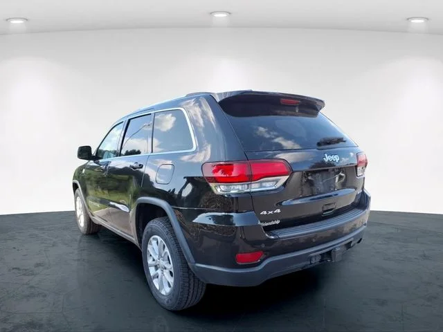 Used 2021 Black Jeep Laredo E image 21