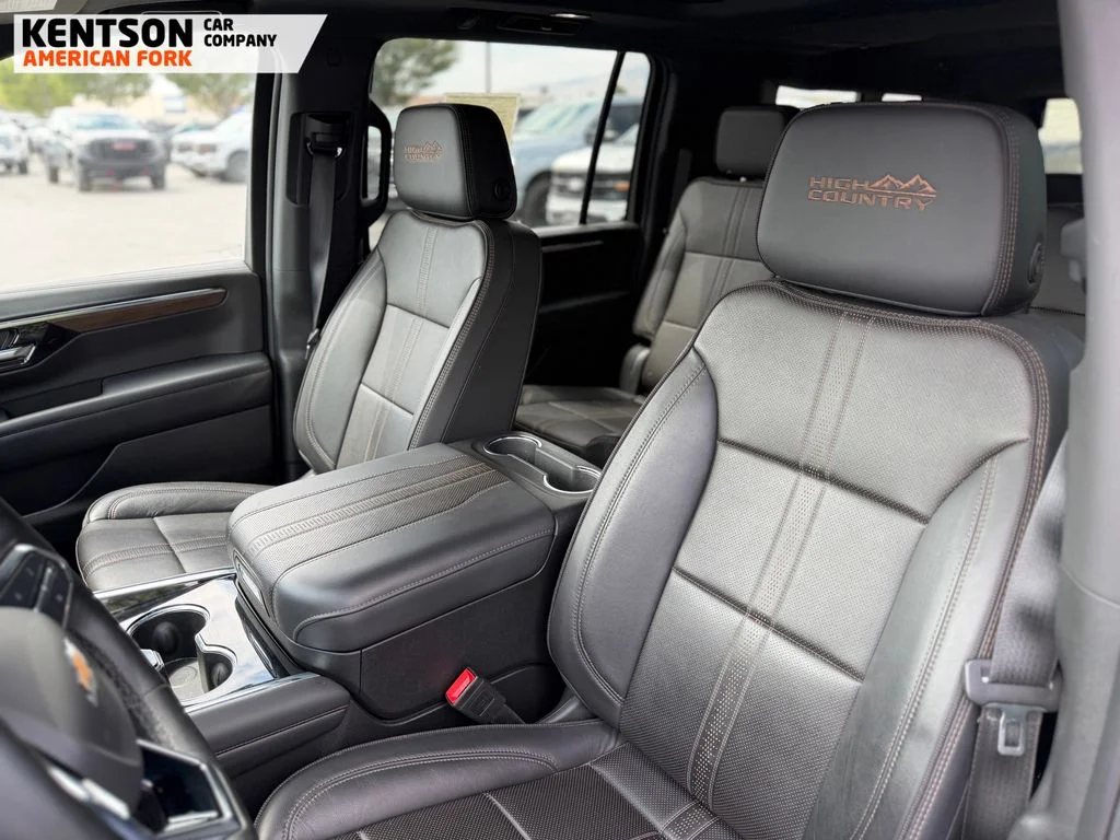 2025 Chevrolet Suburban High Country - Photo 29