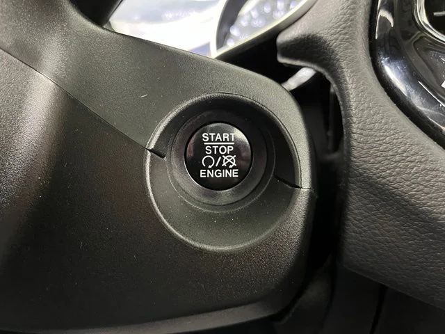 Used 2018 Gray Jeep Limited image 20