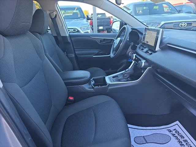 Certified Used 2025 SILVER SKY METALLIC Toyota  image 9