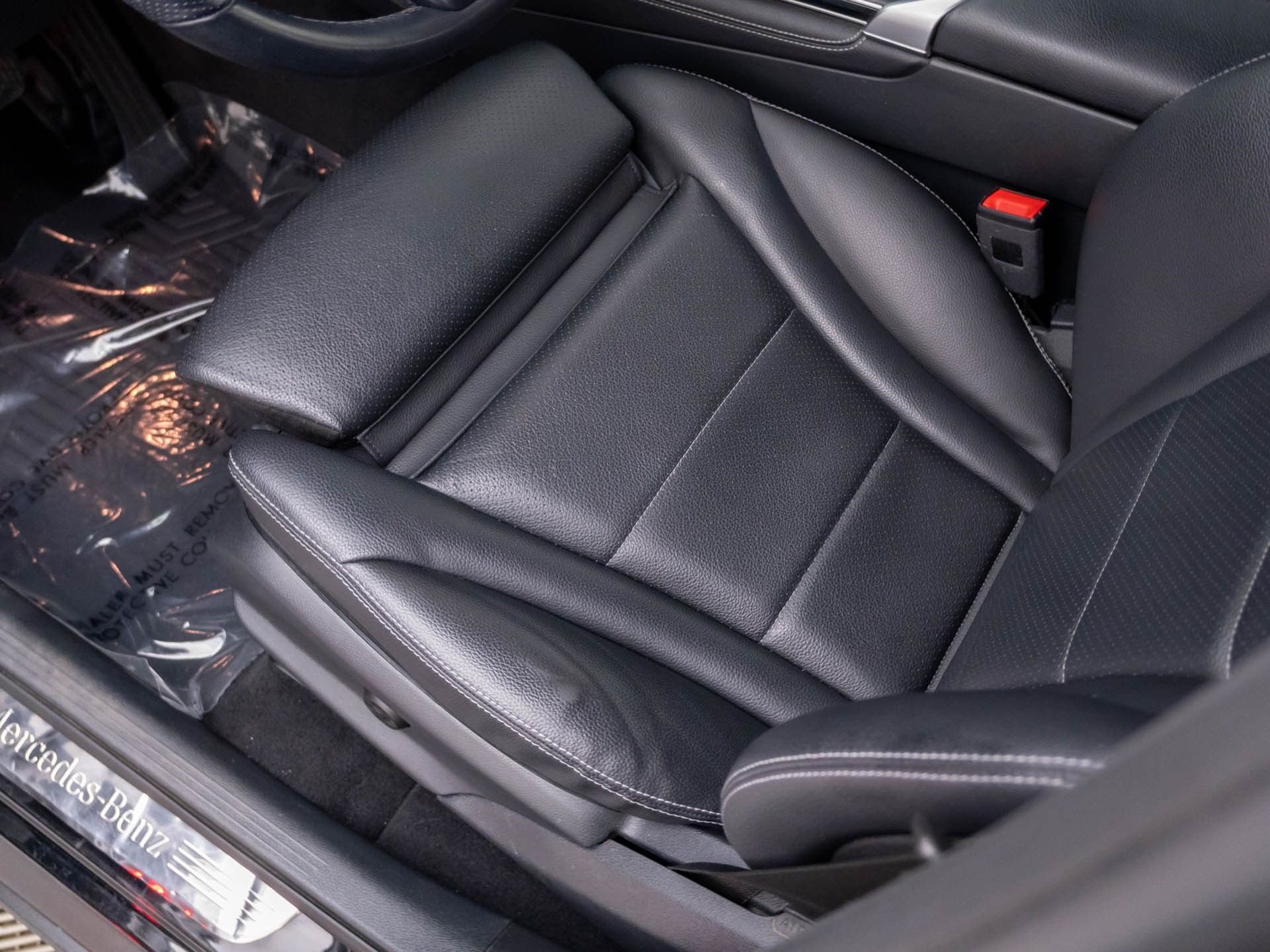 Used 2019  Mercedes-Benz GLC 300 image 14