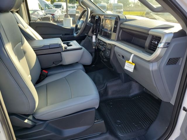 2025 Ford F-350 Super Duty XL - Photo 15