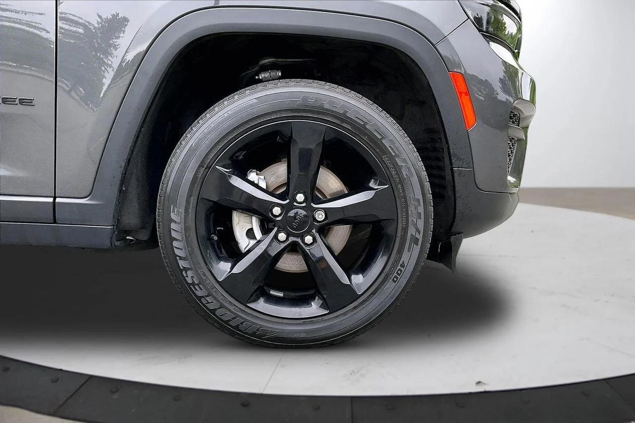 Certified Used 2023 Gray Jeep Altitude X image 34