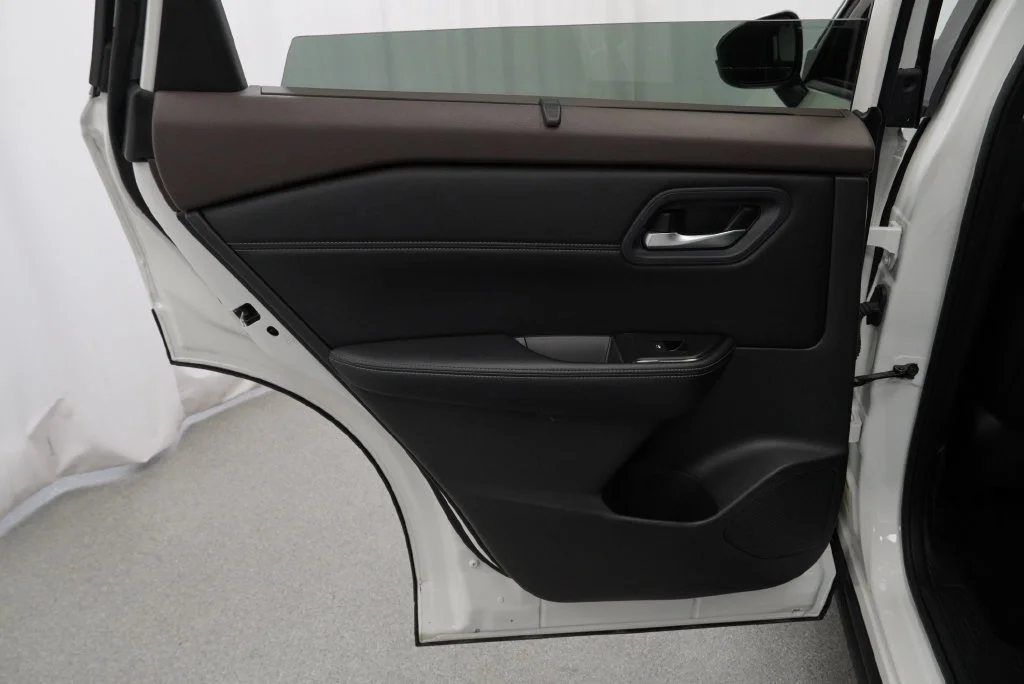 2023 Nissan Rogue SV - Photo 29