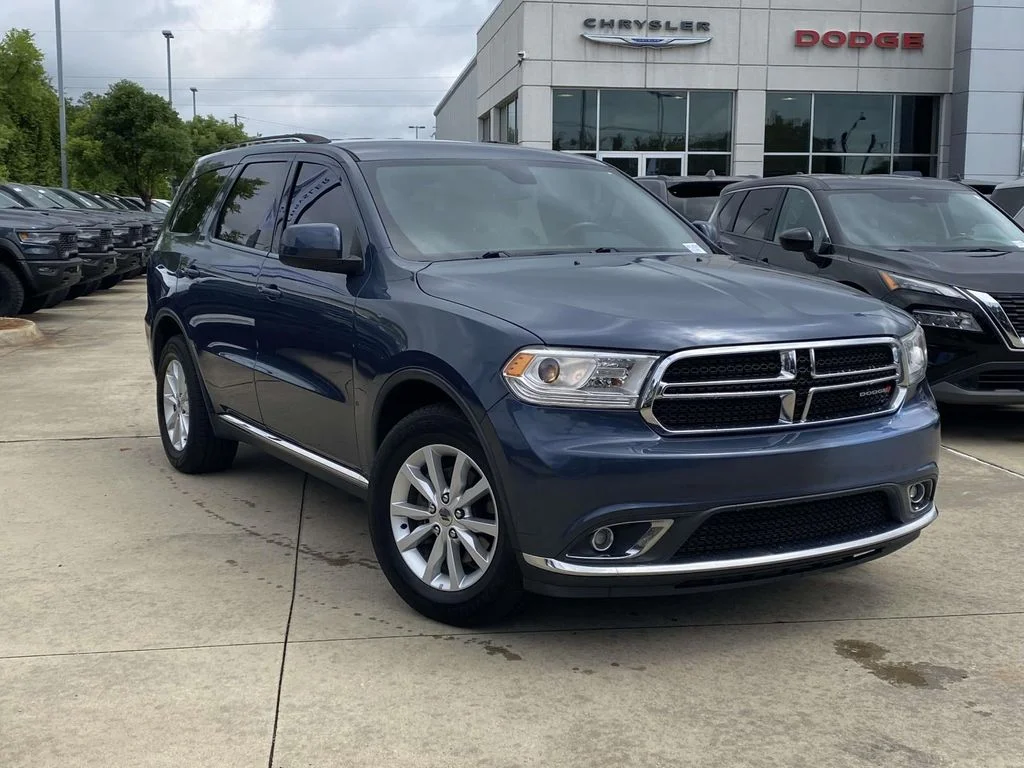 Used 2020 Blue Dodge SXT Plus image 36