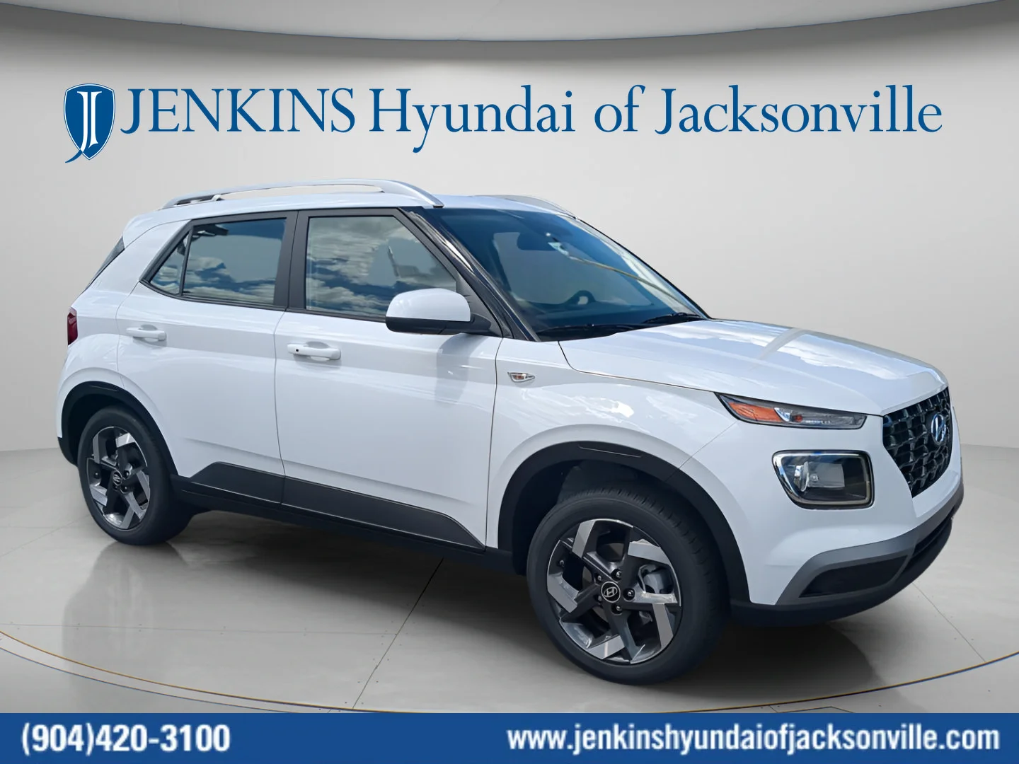 Used 2026 Lunar White Hyundai SEL image 1