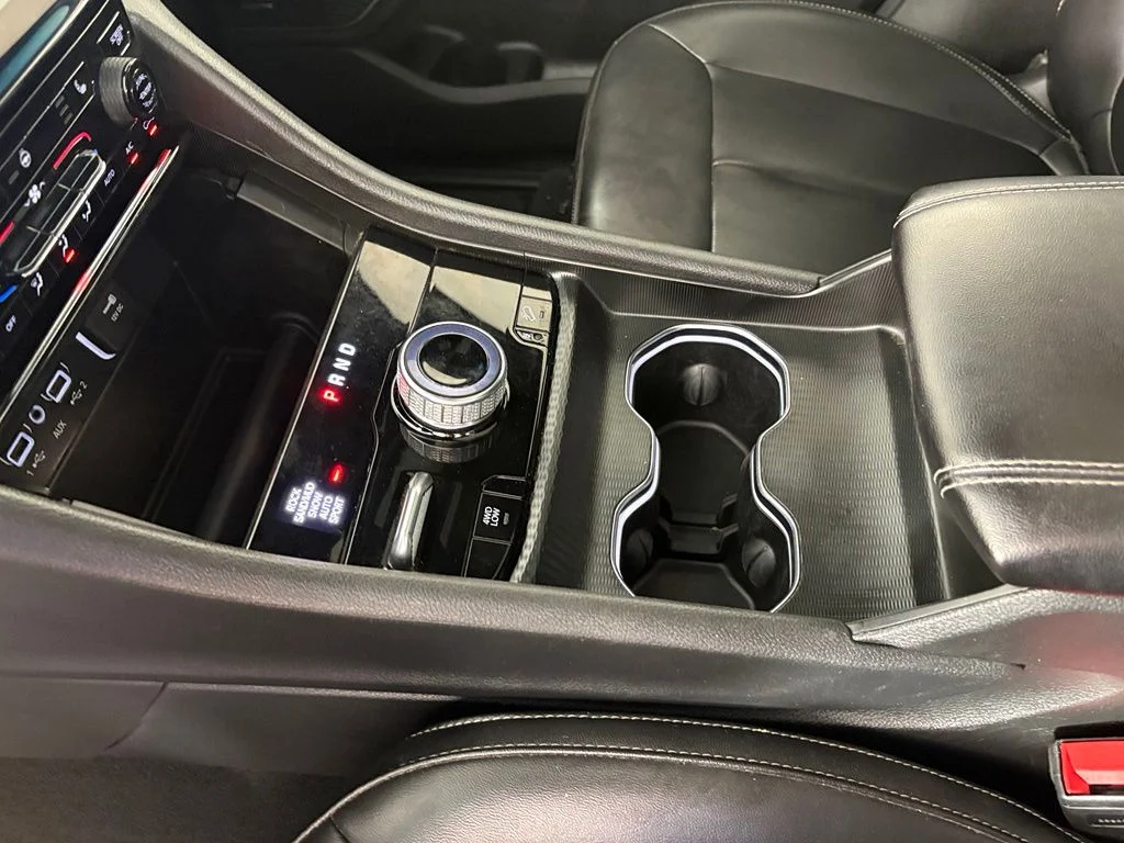 Used 2024 White Jeep 4xe image 39
