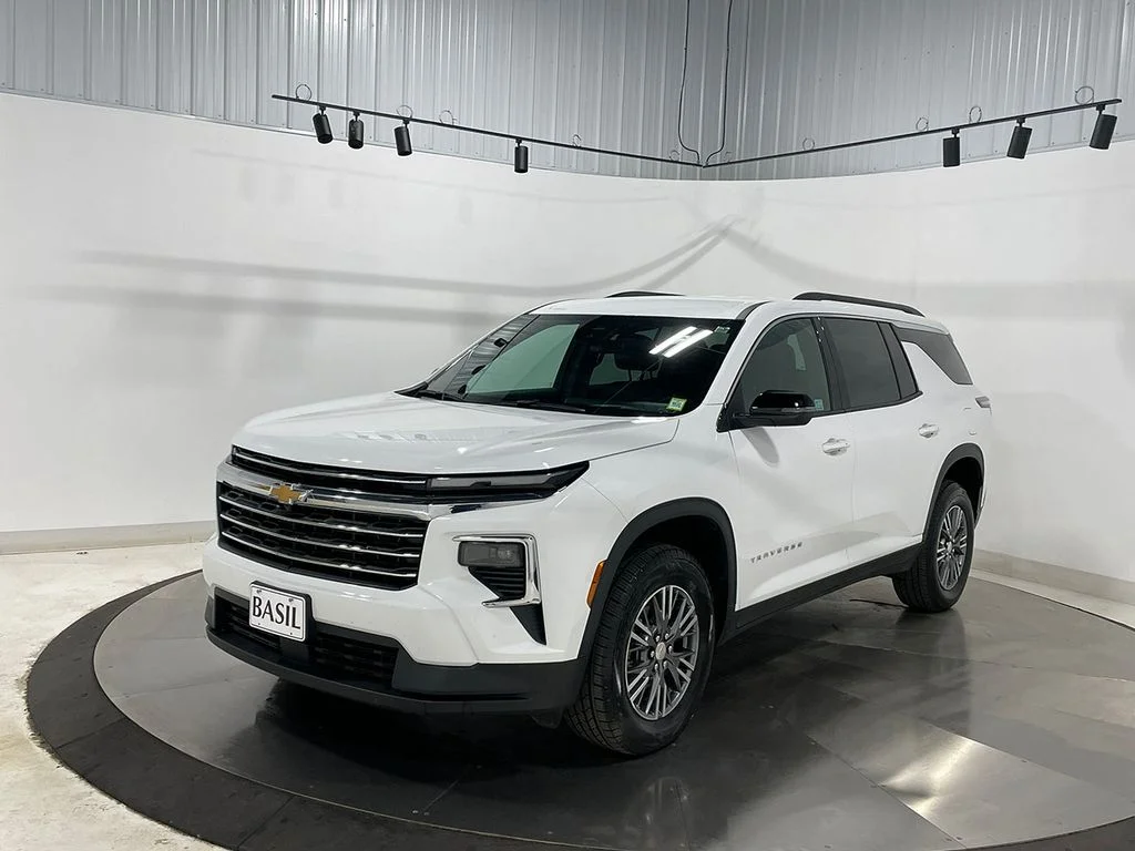 Used 2026 White Chevrolet LT image 8