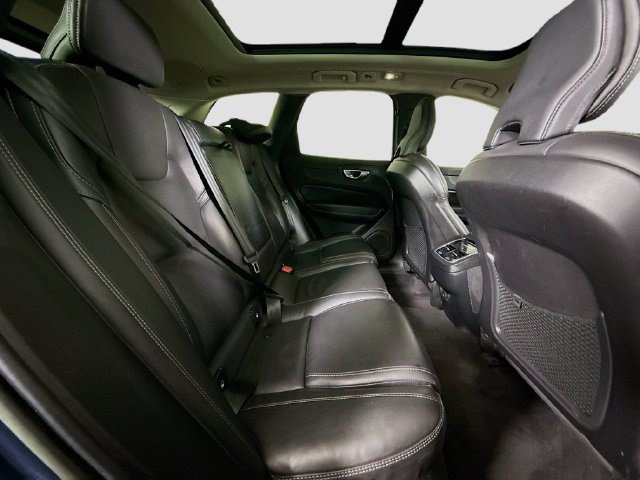 Used 2023 Denim Blue Metallic Volvo Ultimate Bright Theme image 23