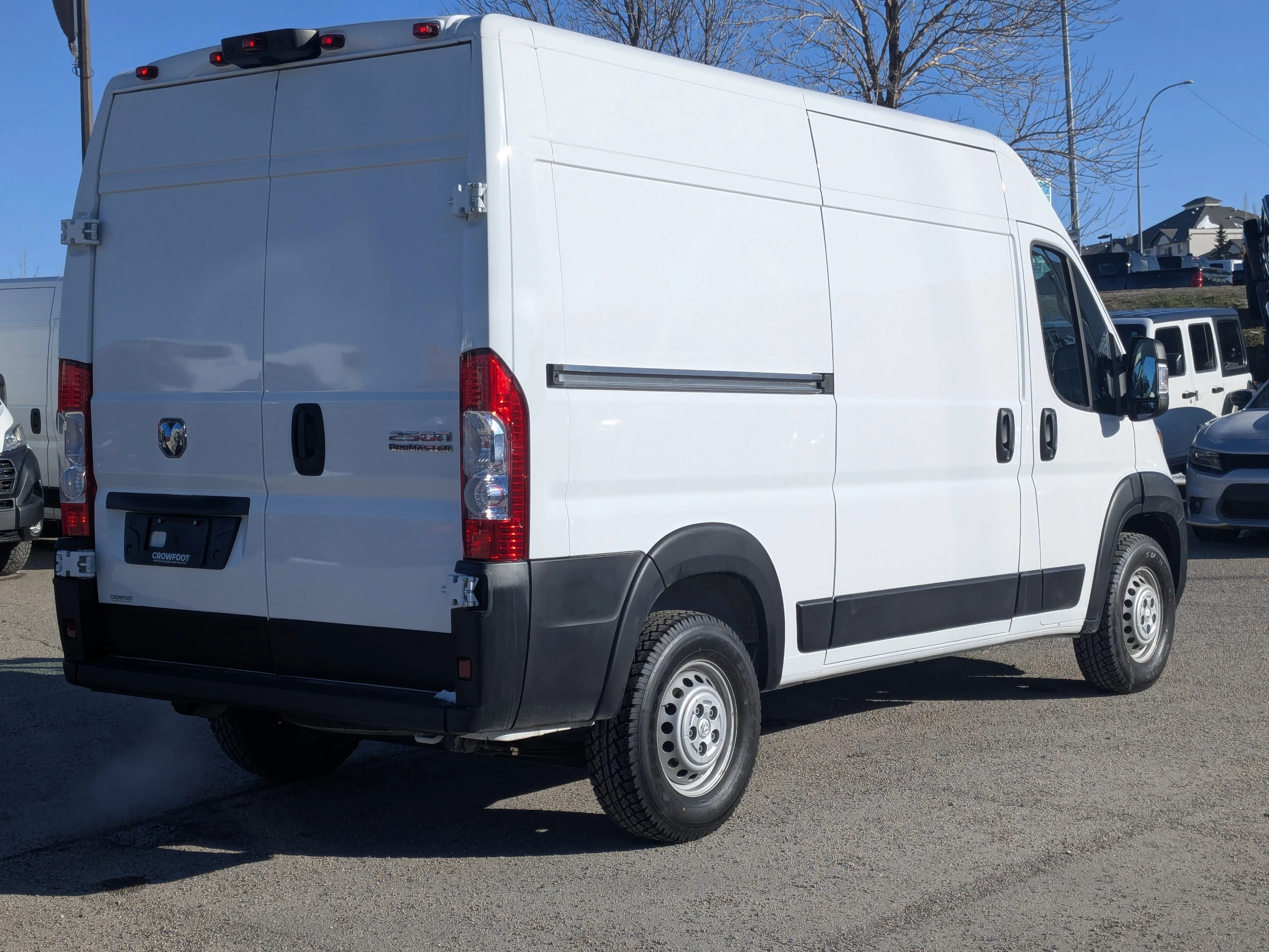 Used 2025 White RAM Tradesman - C/V HR 136 WB - Pkg 22B - Convenience Grp - Cargo Partition - Wall Paneling & More image 8