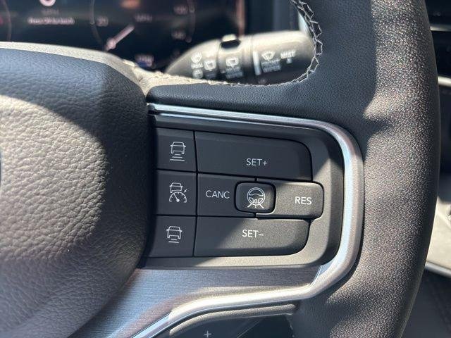New 2026 Fathom Blue Pearl-Coat Exterior Paint (Late Availability) Jeep Grand Wagoneer image 23