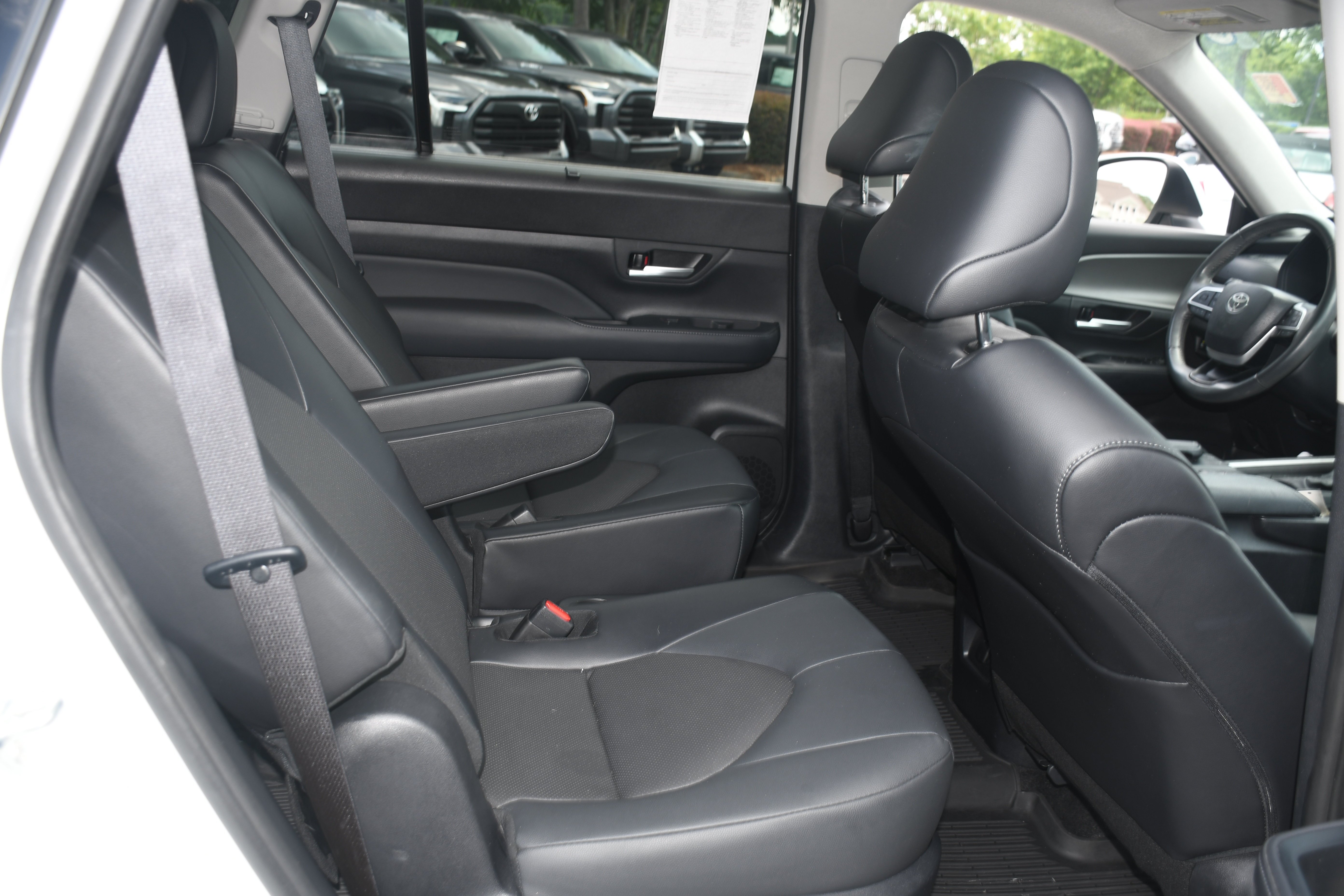 Used 2024 Beige Toyota XLE image 17