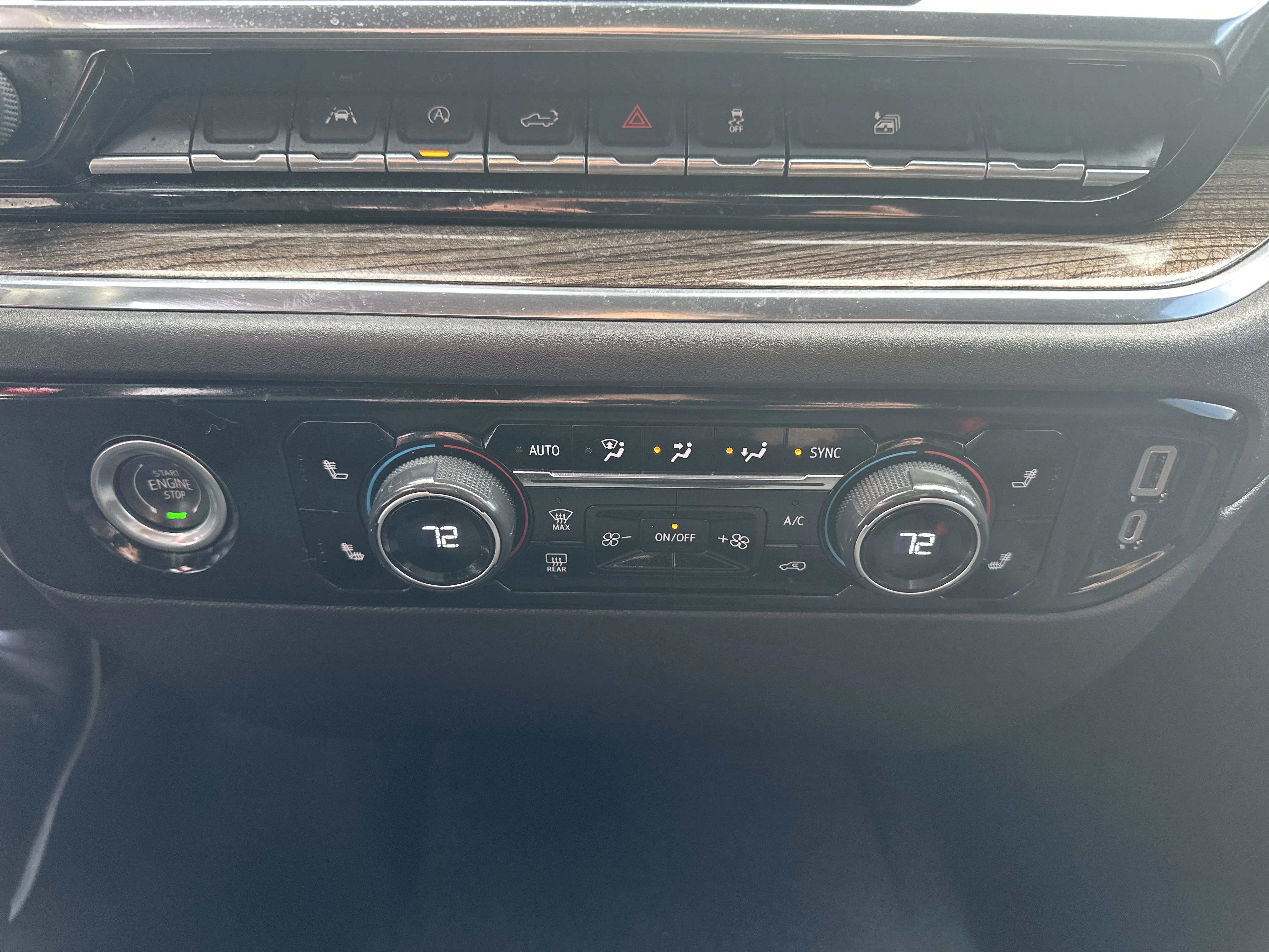 Used 2023 Sterling Gray Metallic Chevrolet LT image 17