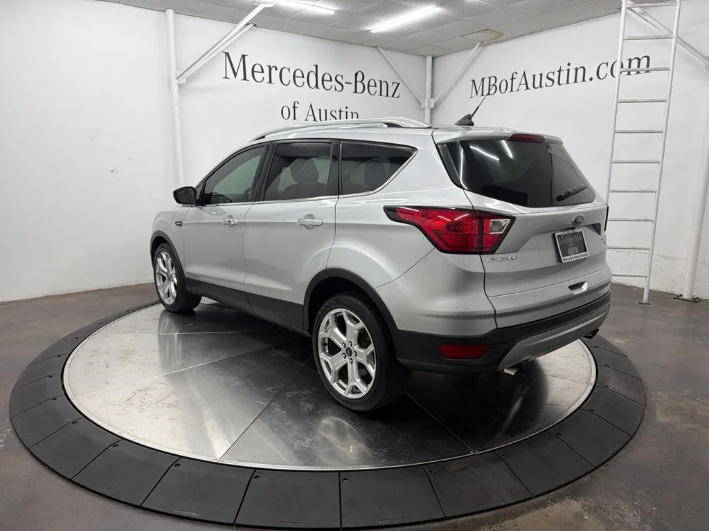 Used 2019 Silver Ford Titanium image 5