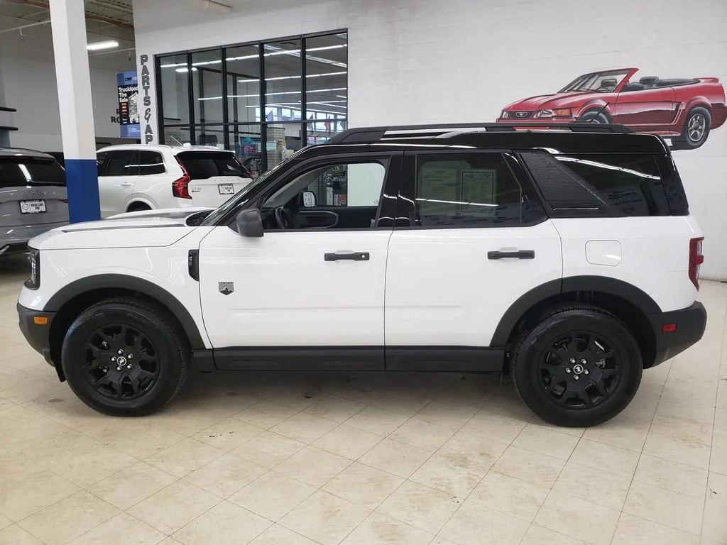 Certified Used 2025 Oxford White Ford Big Bend image 4