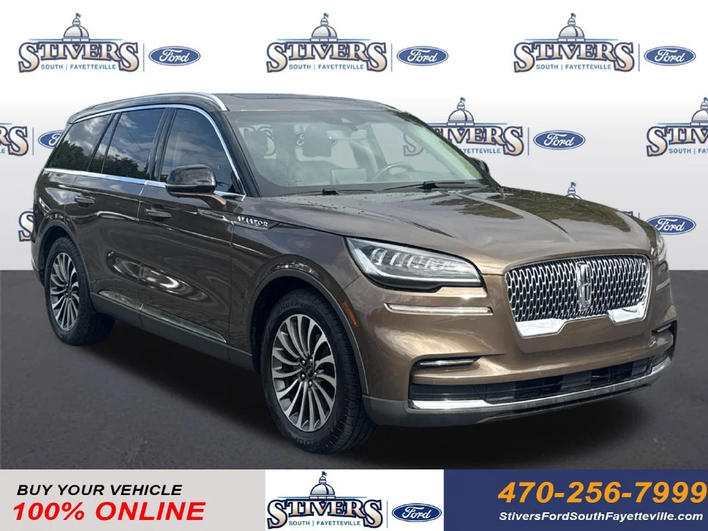 Used 2022 Brown Lincoln Reserve image 1