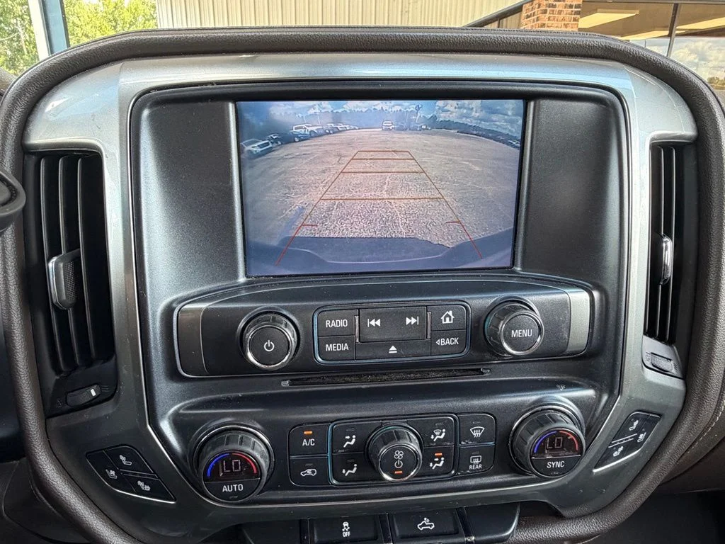 Used 2018 White Chevrolet LTZ image 6