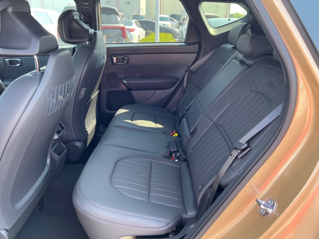 New 2027 Brown Kia X-Line S image 14