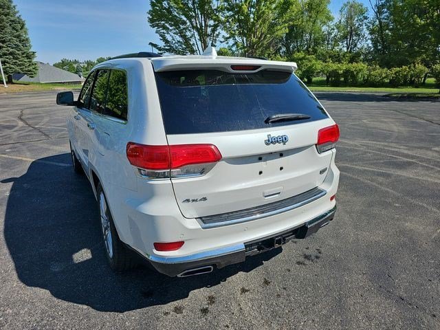 Used 2017 Ivory 3-Coat Jeep Summit image 3