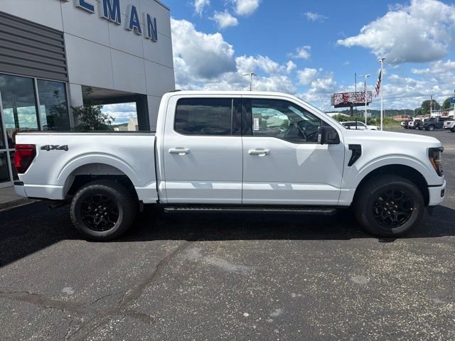 New 2026 Oxford White Ford XLT image 24