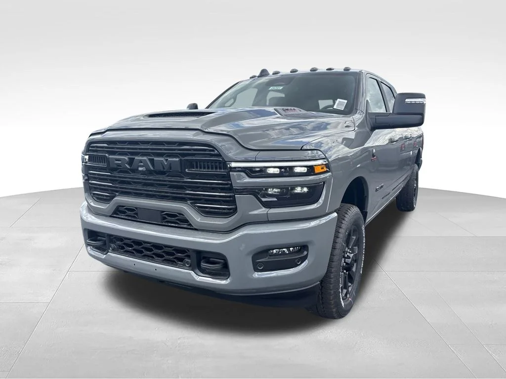 New 2026 Ceramic Gray Clear-Coat Exterior Paint RAM LARAMIE image 7