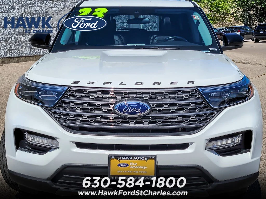 Certified Used 2023 White Metallic Ford XLT image 3